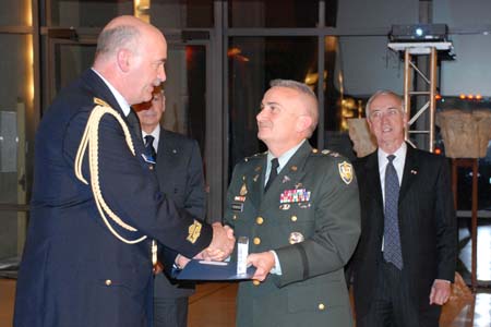 sArmed_Forces_082