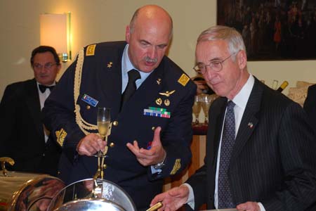 sArmed_Forces_106